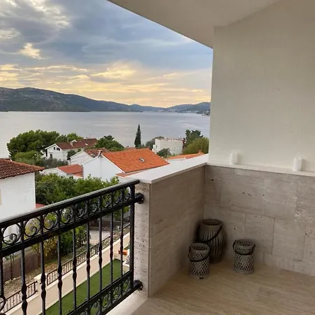 Sea View Apartment