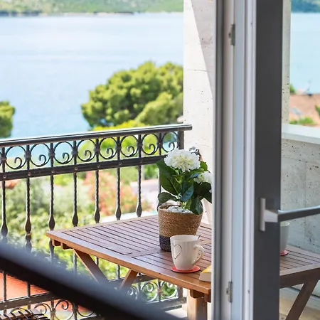Sea View Apartman Seget Vranjica