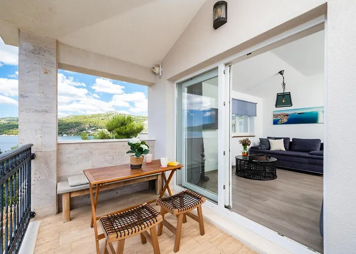 Sea View Apartment